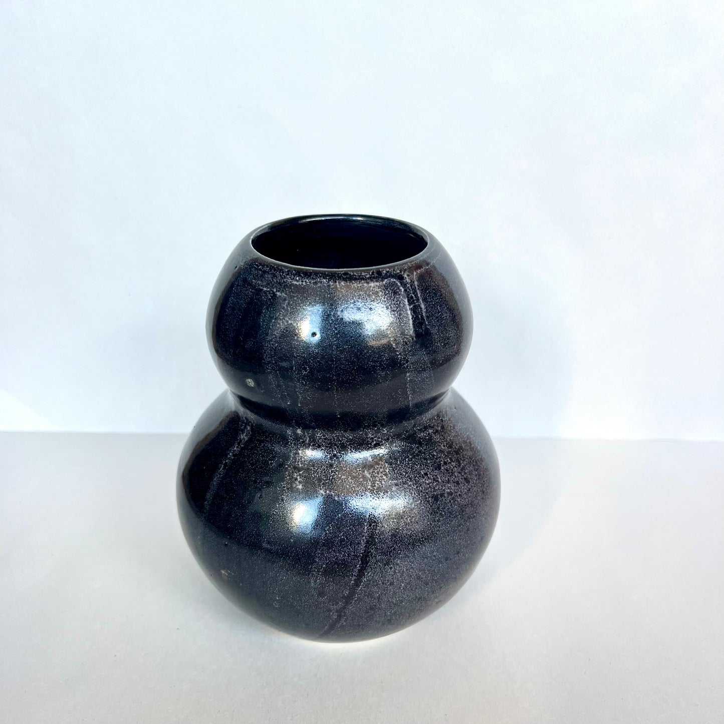 Midnight Curve Vase