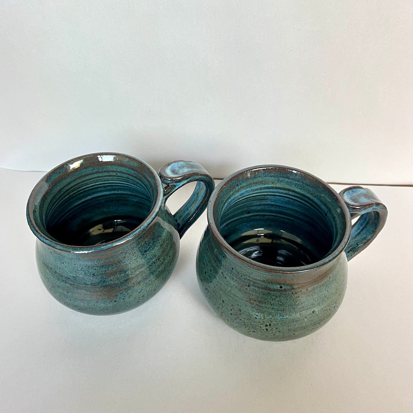 Custom Thumb Rest Mug Set